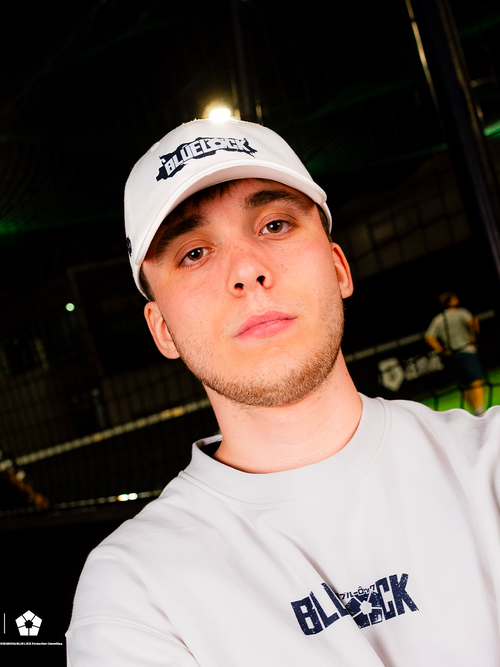 Casquette Blanche Karmine | Blue Lock