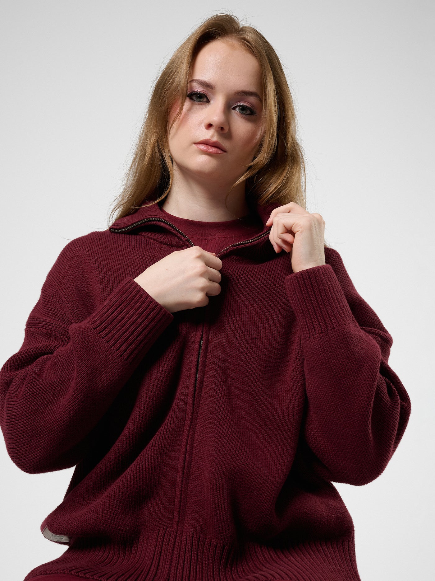 FW25 - The Bordeaux Zip Knit